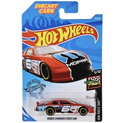 Hot Wheels DODGE CHARGER STOCK CAR Mopar *HW Race Day*