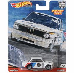 Hot Wheels Premium BMW 2002 *Door Slimmers*